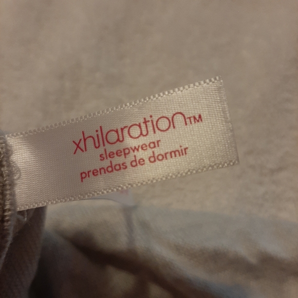 Xhilaration Pajama Top Womens Size Large Gray Pink Black Take Me Away Super Soft - Picture 3 of 9